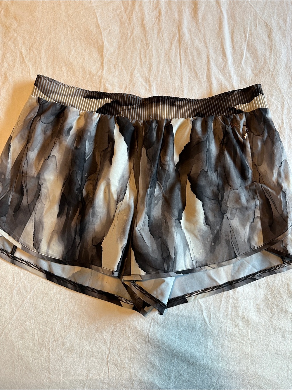 CALIA by Carrie Underwood Black and White Watercolor Print Athletic Shorts